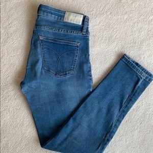 Calvin Klein Medium-Light Wash Ankle Skinny Jeans